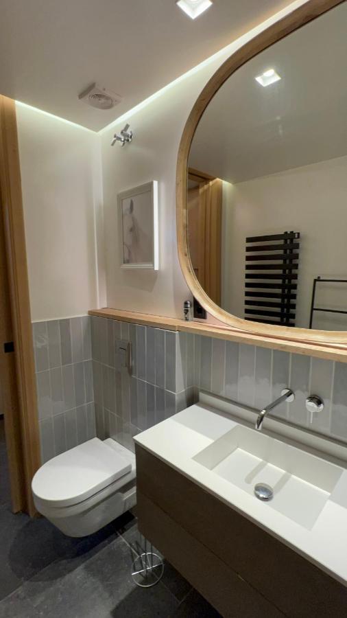 Apartamento De Diseno En Arturo Soria Madrid Exterior photo
